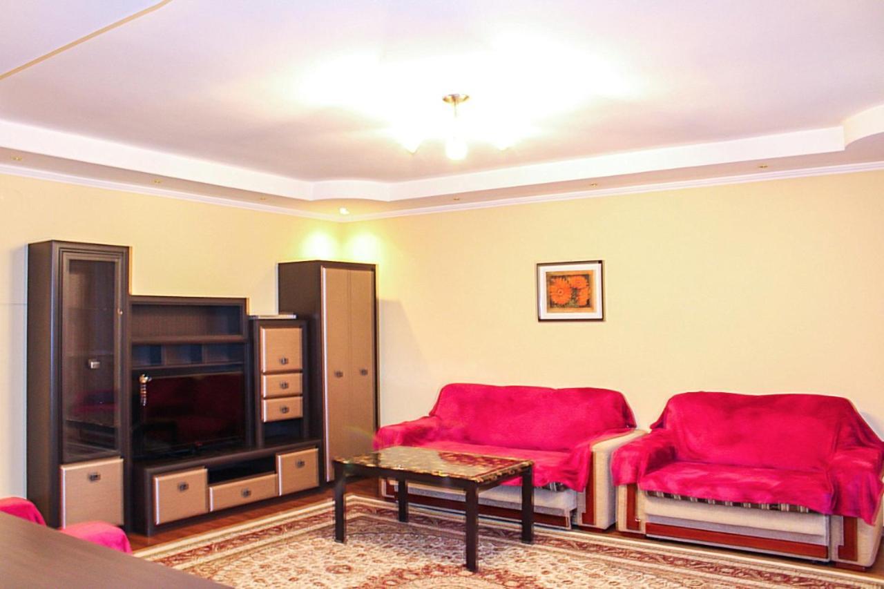 Tolebaeva 65 Almaty Exterior foto